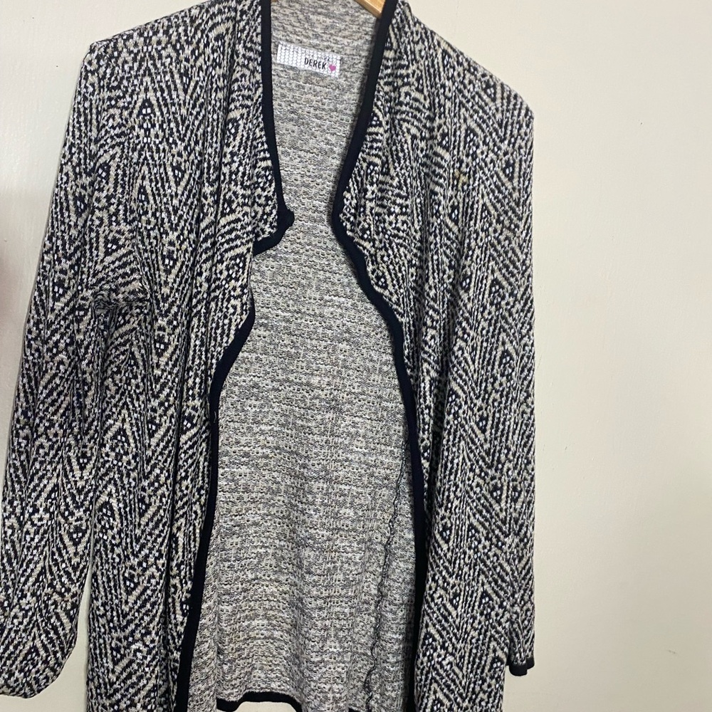 Im in love with derek womens black and white multicolor cardigan